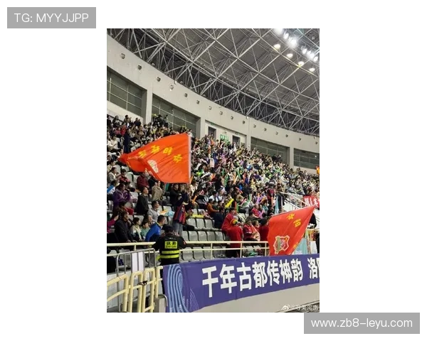 河南队新赛季备战全面启动,球迷期待新阵容冲击佳绩 河南队新赛季备战全面启动,球迷期待新阵容冲击佳绩